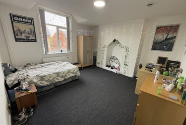 7 bed flat, Birch Polygon, Victoria Park, Manchester, M145HX - Image 7